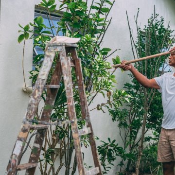 finishing the side of a house